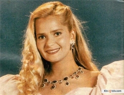 Manuela 1991 photo.